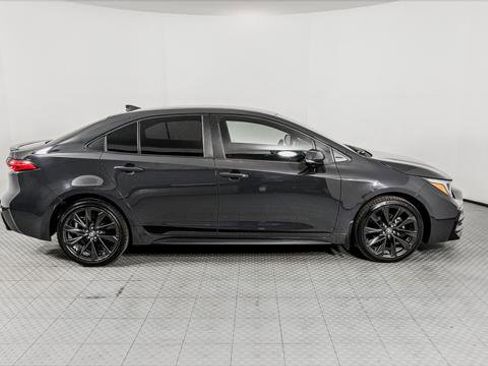Used 2024 Toyota Corolla SE FWD image 9