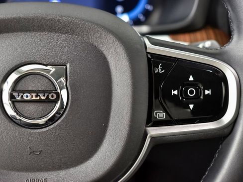 Certified 2025 Volvo V60 B5 Cross Country Plus image 12