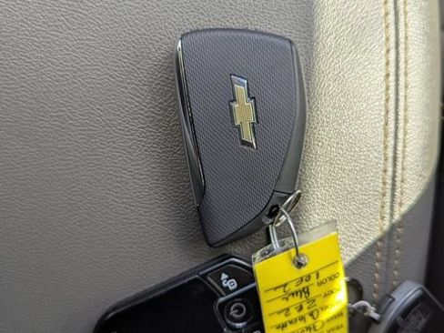 Used 2023 Chevrolet Colorado ZR2 w/ ZR2 Convenience Package III AWD/4WD image 32