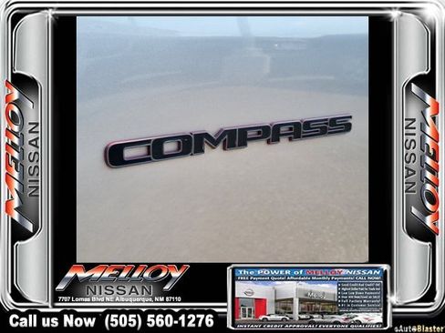 Used 2022 Jeep Compass Trailhawk w/ Trailhawk Convenience Group AWD/4WD image 12