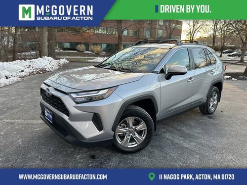 Used 2024 Toyota RAV4 XLE image 1