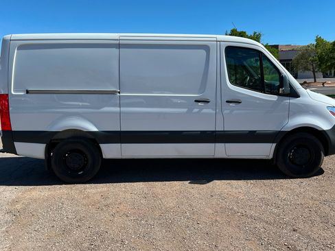 New 2025 Mercedes-Benz Sprinter 2500 image 6