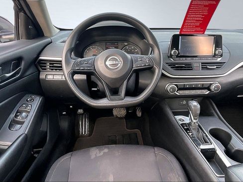 Certified 2024 Nissan Altima 2.5 S image 6