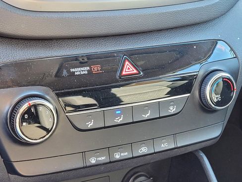 Used 2016 Hyundai Tucson SE image 25