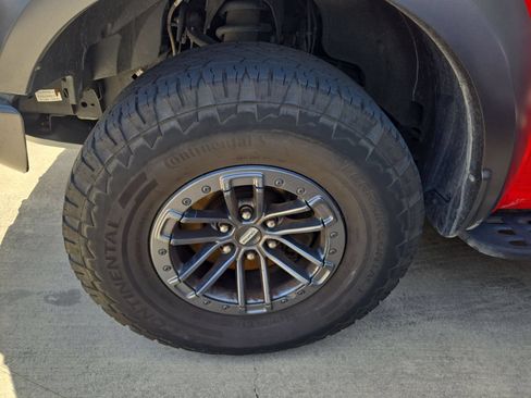 Used 2019 Ford F150 Raptor w/ Equipment Group 802A Luxury AWD/4WD image 5