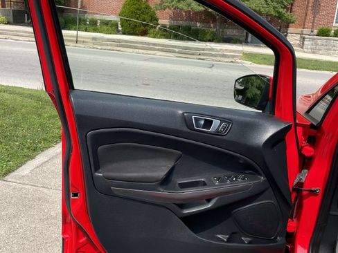 Used 2019 Ford EcoSport SE AWD/4WD image 5