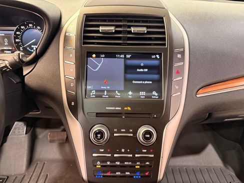 Used 2017 Lincoln MKC Reserve AWD/4WD image 23