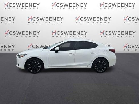 Used 2017 MAZDA MAZDA3 Sport image 2