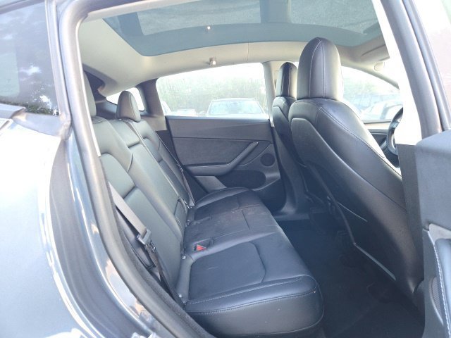 Used 2023 Tesla Model Y Performance AWD/4WD image 12