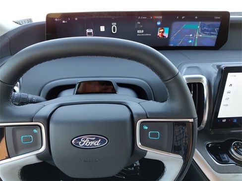 New 2025 Ford Expedition Max Platinum w/ Platinum Ultimate Package image 36