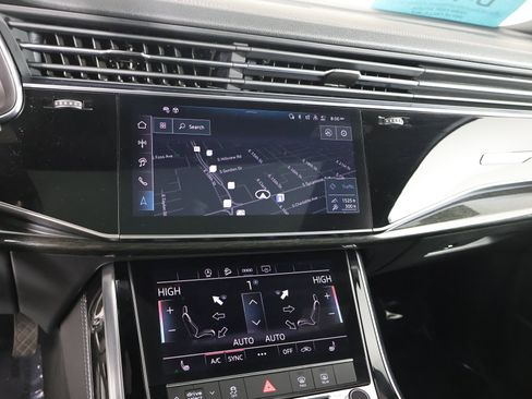 Used 2025 Audi Q7 3.0T Premium Plus image 24