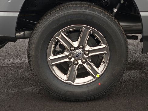 Used 2024 Ford F150 XLT w/ Equipment Group 302A MID image 7