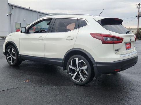 Certified 2022 Nissan Rogue Sport SL w/ Premium Package image 5