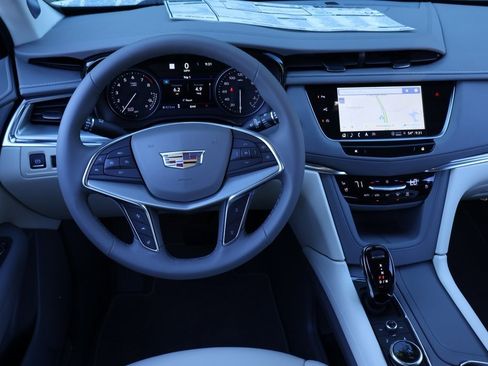 New 2026 Cadillac XT5 Premium Luxury image 15