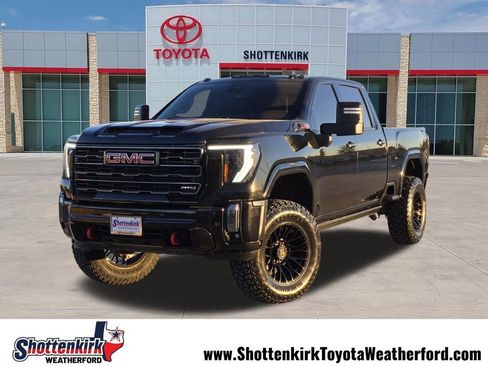 Used 2024 GMC Sierra 2500 AT4 w/ AT4 Premium Plus Package AWD/4WD image 1