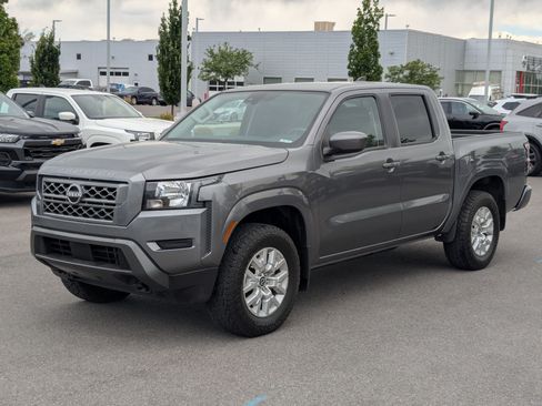 Used 2022 Nissan Frontier SV AWD/4WD image 10