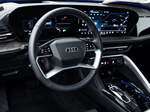 New 2025 Audi Q5 Premium Plus image 9