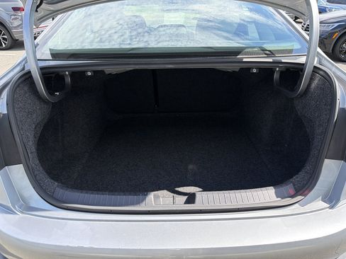 Certified 2024 Volkswagen Jetta SE FWD image 27