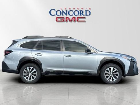 Used 2024 Subaru Outback 2.5i w/ Popular Package #1A image 3