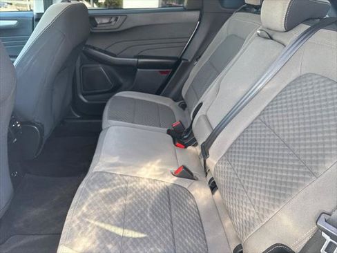 Used 2022 Ford Escape SE w/ SE Sport Appearance Package AWD/4WD image 22