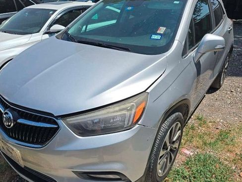 Used 2017 Buick Encore Preferred FWD image 1