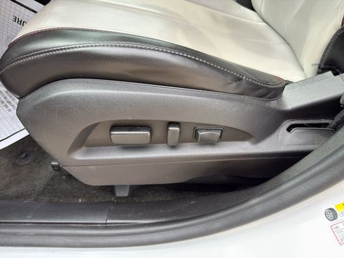 Used 2017 GMC Terrain SLT image 11