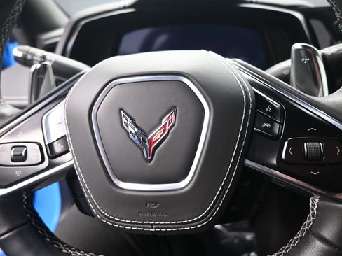 Certified 2025 Chevrolet Corvette Stingray Coupe w/ 1LT image 16