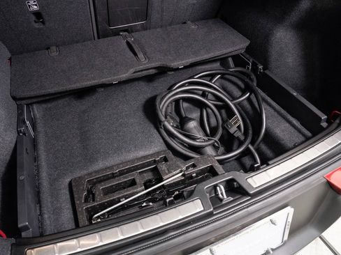 Used 2023 Volvo C40 P8 Recharge Ultimate image 24