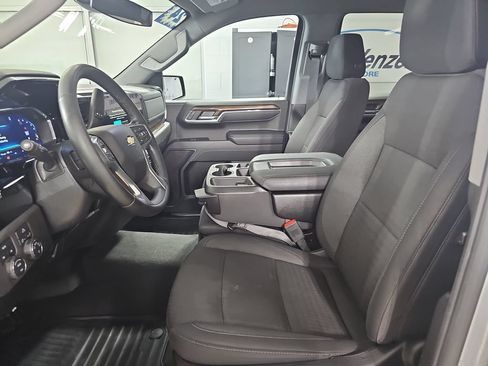 Certified 2024 Chevrolet Silverado 1500 LT AWD/4WD image 18