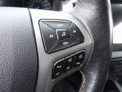 Used 2019 Ford Ranger XLT w/ Equipment Group 301A Mid image 16