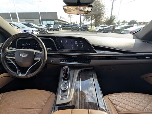 Used 2021 Cadillac Escalade ESV Premium Luxury w/ Driver Assist Tech Package image 8