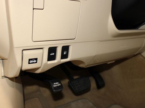 Used 2013 Lexus ES 350 w/ Luxury Pkg image 27