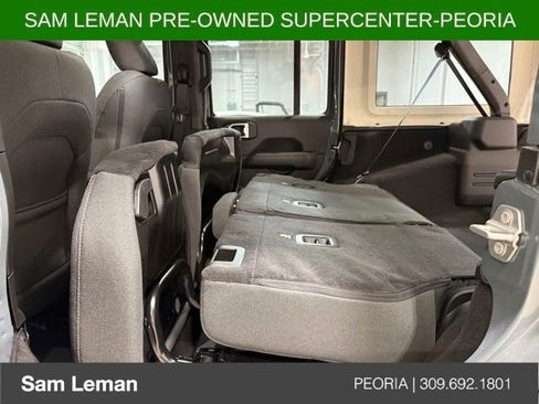 Used 2025 Jeep Wrangler Unlimited Sahara w/ Safety Group image 33