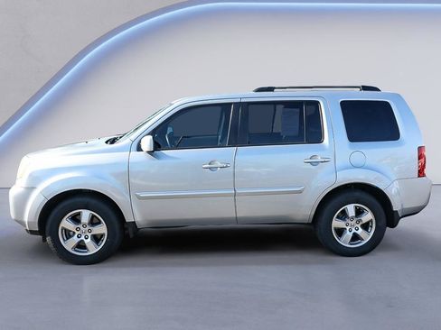 Used 2011 Honda Pilot EX image 2