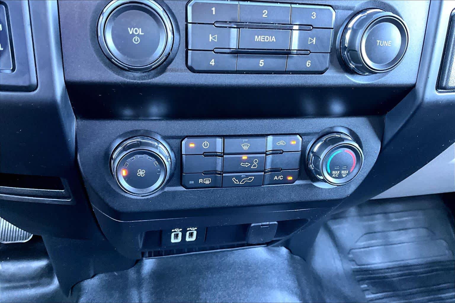 Used 2019 Ford F150 XL w/ Equipment Group 101A Mid AWD/4WD image 33
