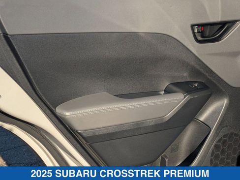 Certified 2025 Subaru Crosstrek 2.0i Premium image 31