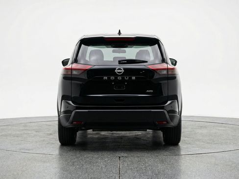 Used 2025 Nissan Rogue SV AWD/4WD image 7