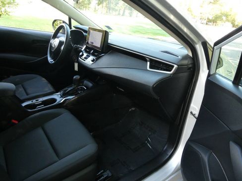 Used 2024 Toyota Corolla LE image 24