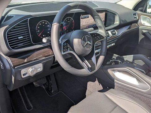 New 2026 Mercedes-Benz GLE 450 4MATIC image 3