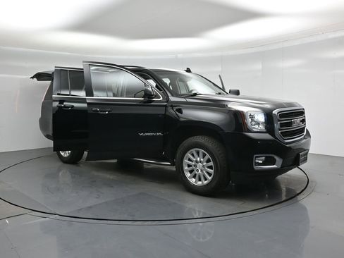Used 2019 GMC Yukon XL SLT w/ Open Road Package image 30