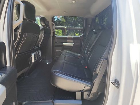 Used 2019 Ford F250 Lariat w/ Lariat Value Package AWD/4WD image 32