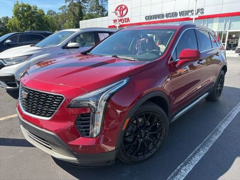 Used 2020 Cadillac XT4 Premium Luxury w/ Driver Assist Package FWD image 1