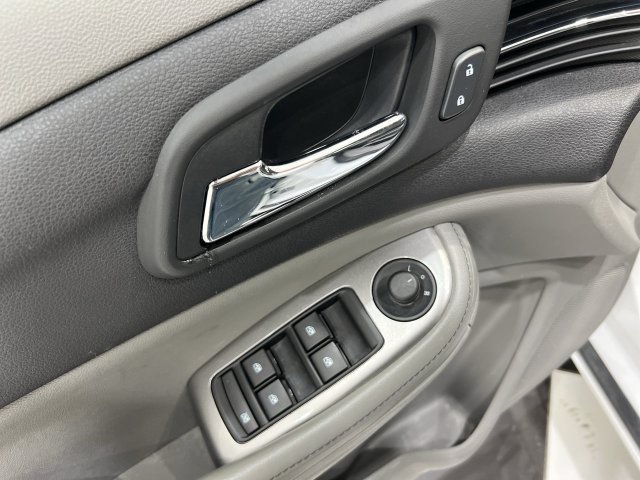 Used 2015 Chevrolet Malibu LS FWD image 19