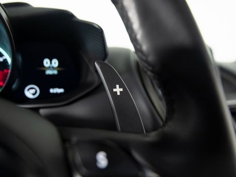 Used 2022 Aston Martin DBS Superleggera image 18