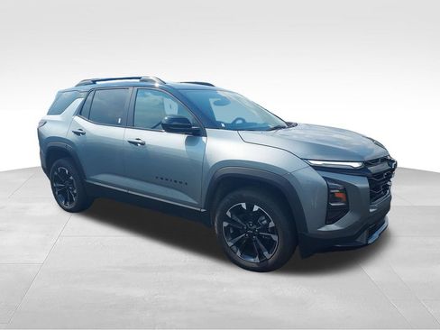 New 2027 Chevrolet Equinox RS w/ LPO, Floor Liner Package AWD/4WD image 7