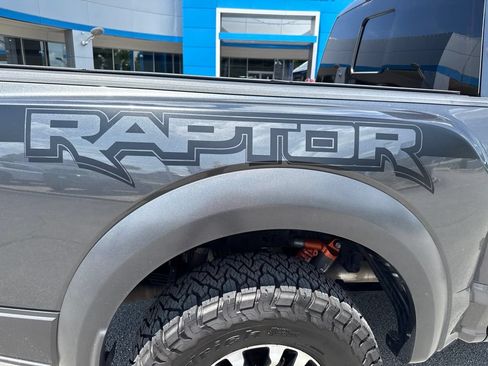 Used 2019 Ford F150 Raptor w/ Equipment Group 802A Luxury AWD/4WD image 39