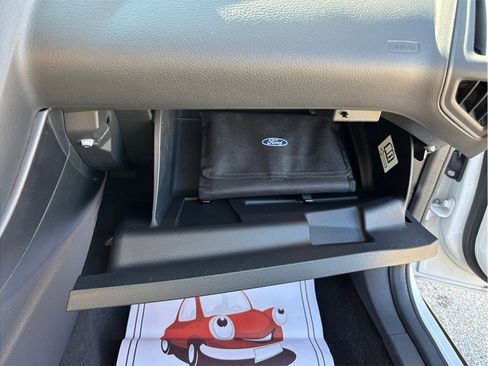 Used 2016 Ford Focus SE image 32