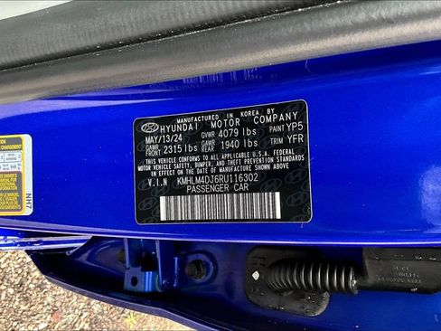 Used 2024 Hyundai Elantra Blue FWD image 21