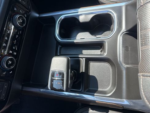Certified 2024 Chevrolet Silverado 1500 High Country w/ Technology Package AWD/4WD image 21