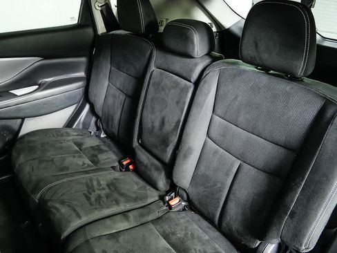 Used 2020 Nissan Murano S w/ Technology Package image 17